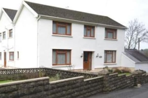 Ty Arfryn, Altycap Road