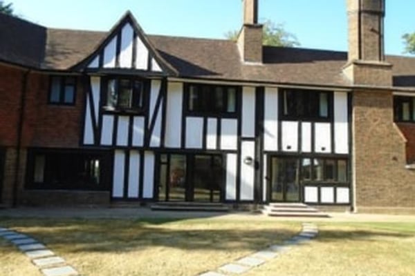 Keyll House, 32 The Avenue