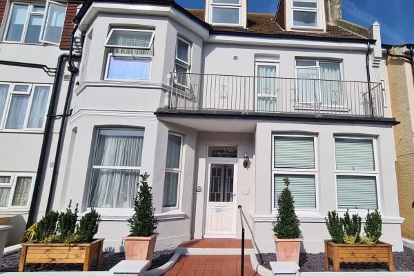 Arlington House, 10 Tennis Road