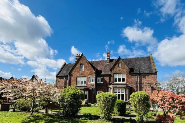 Doddlespool Hall Care Home, Main Road