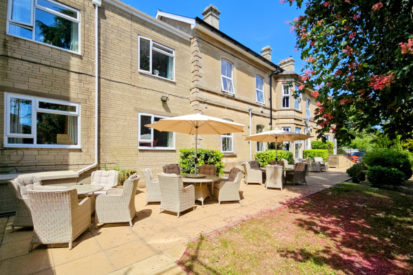 Elm Grove Care Home GL7 1TX