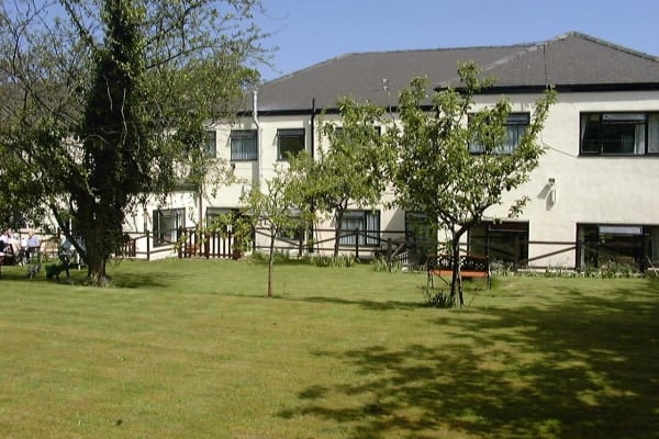 Cambron House, 3 Flanderwell Lane