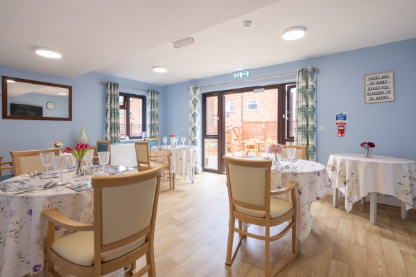 Homer Lodge Care Centre LN5 7RZ