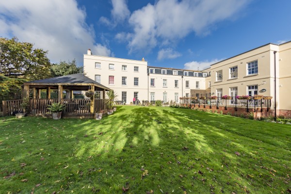 Queen Charlotte Nursing Home, 432 Chickerell Road