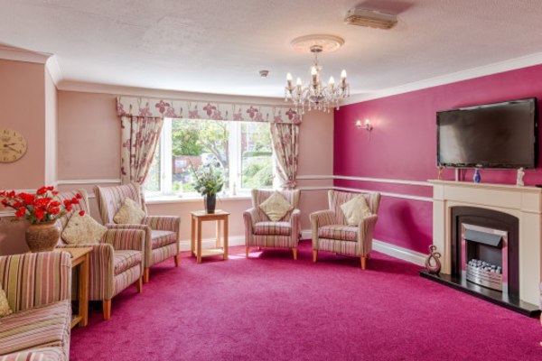 Barchester Glenroyd, Whitegate Drive