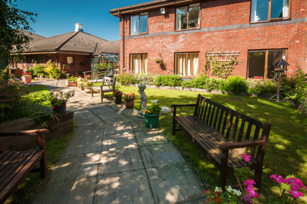 Abbey Park Nursing Home, Humber Road