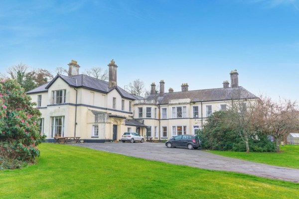 Williamston Nursing Home, Rhoose Ferry