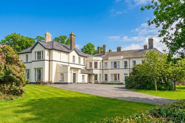 Williamston Nursing Home, Rhoose Ferry