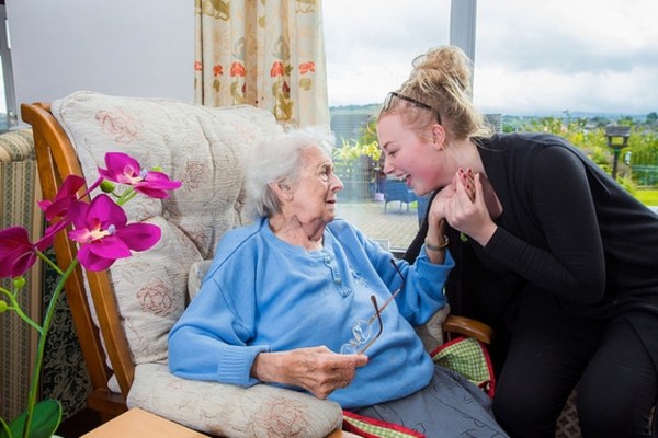 Longwood Grange Care Home HD3 4UP