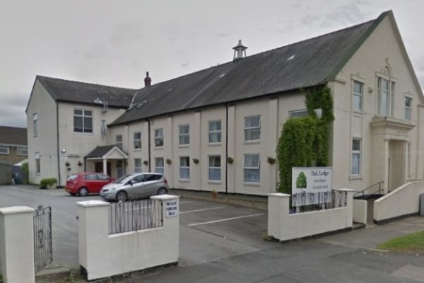 Oak Lodge, Stockton Road