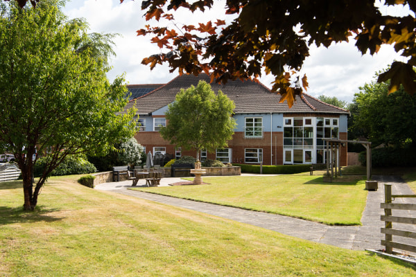 Scarbrough Court, Alexandra Way