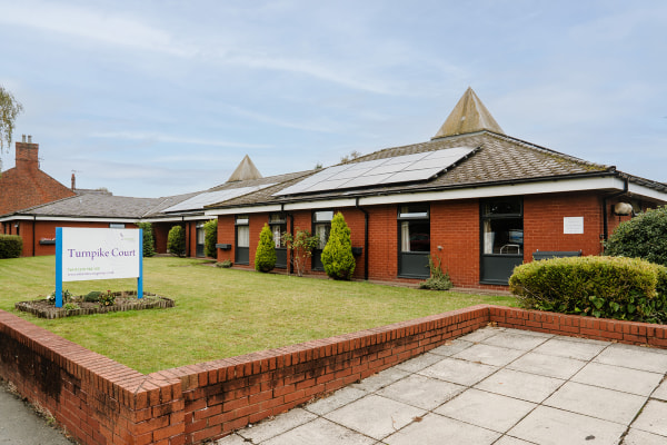 Turnpike Court, Middlewich Road