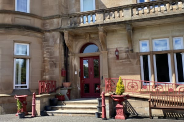 Fairknowe House Care Home, 3 Cargill Road