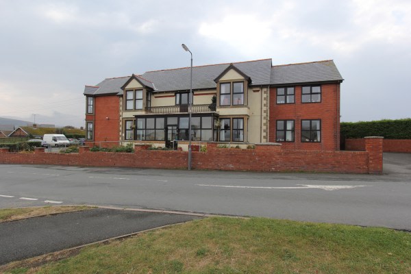 The Alexandra, Sandilands Road