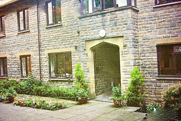 Morton Close, Morton Lane