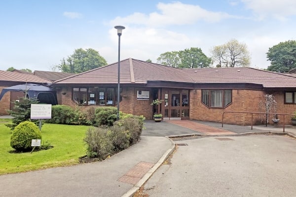 Beechfield Lodge, 232 Eccles Old Road