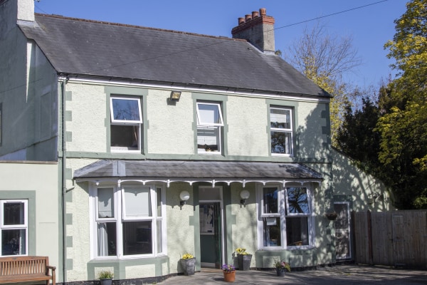 Fairfield Nursing Home, 10 Quarry Road East