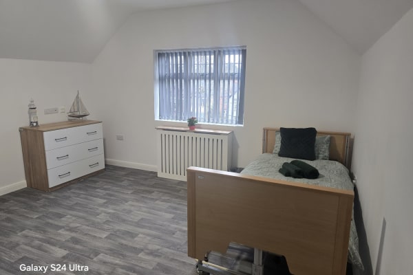 Oakwood Rest Home B24 8QJ