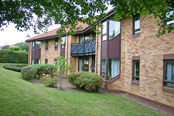 Cranlea Care Home 1 Kingston Park Avenue Kingston Park Newcastle Upon Tyne Tyne Wear Ne3 2hb 24 Reviews