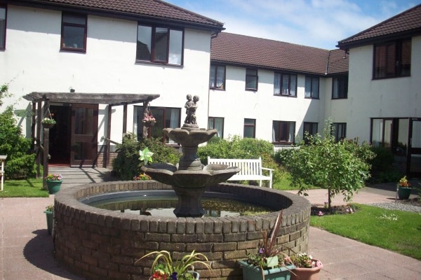 County Homes Care Home, 40 New Hey Road
