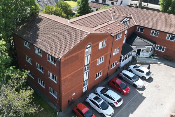 Castle Grange, 9 Haymans Green