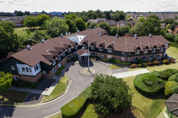 The Lawns Care Home, Lawn Lane
