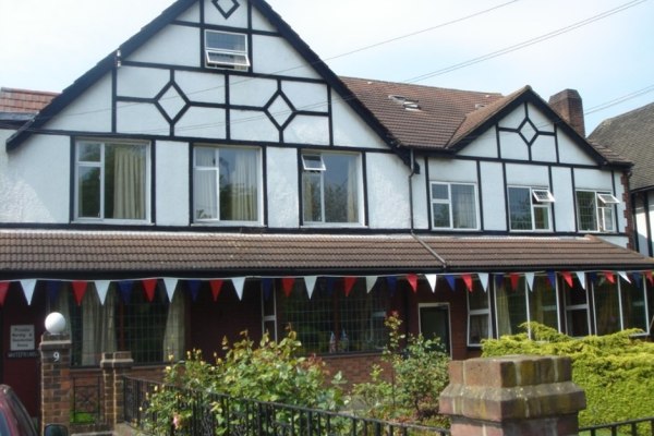 Whitefriars Nursing & Residential Home, 9 Dormers Wells Lane