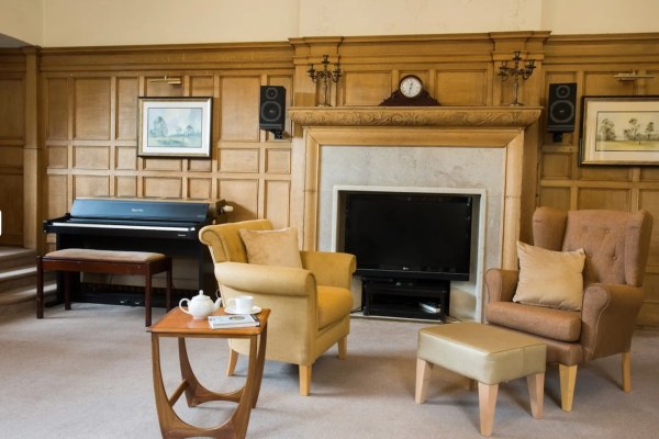 Field House Care Home AL5 4BQ