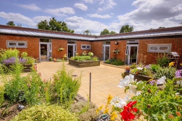 Barty House Nursing Home, Roundwell
