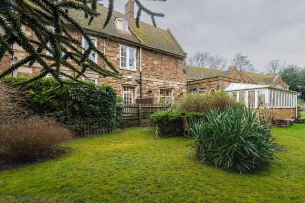 Cheney House, Rectory Lane