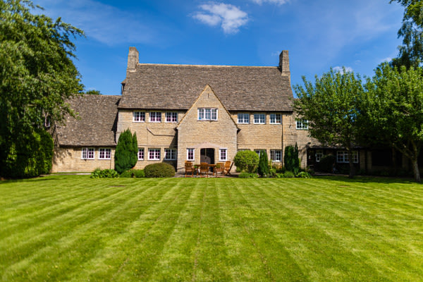 Merryfield House Nursing Home, 33 New Yatt Road