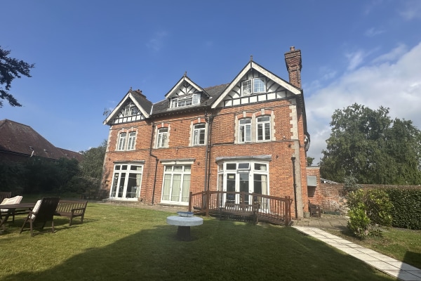 Cross Lane House Care Home, Cross Lane