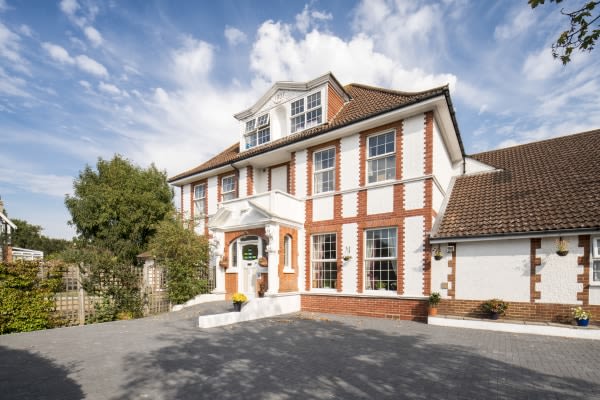 St Vincent's, Down Road