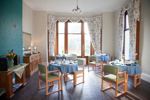 Balhousie Moyness Care Home 76 Grove Road Broughty Ferry Dundee Angus Dd5 1jp 16 Reviews