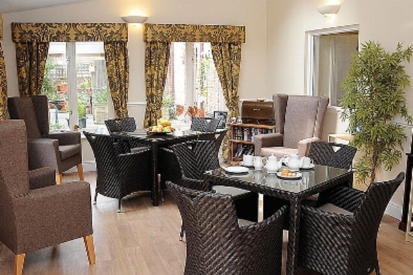 Tadworth Grove Care Home KT20 5AT