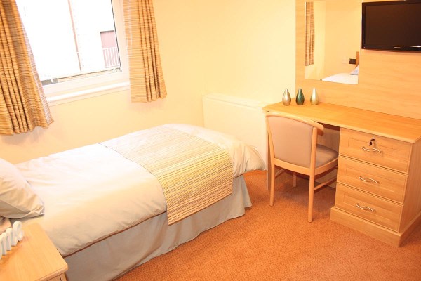 marchmont-house-care-home-in-port-glasgow-1-alderwood-road-port