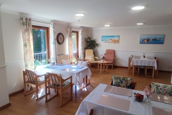 Belgrave Lodge EH12 6NG