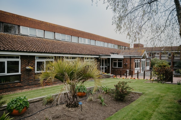 St Peter's Park Retirement Village, Church Street