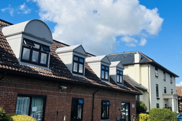 Westley Court, Austcliffe Lane