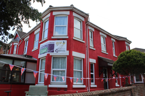 The Red House, 2 Southampton Road