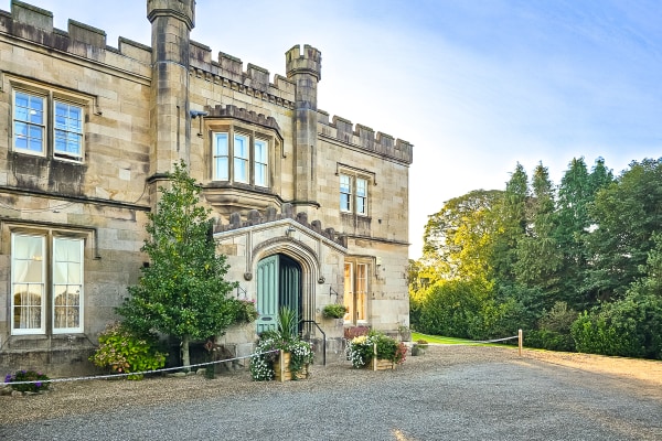 Hames Hall, Gote Brow