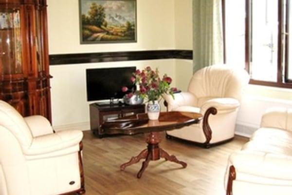 Cambridge Nursing Home E11 2PR