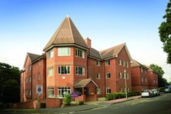 Greenhill Nursing Home, 5 Oaklands Road