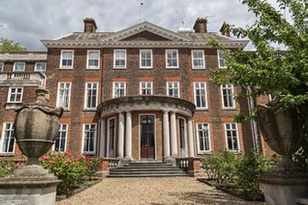 Barchester Southgate Beaumont Care Community, 15 Cannon Hill