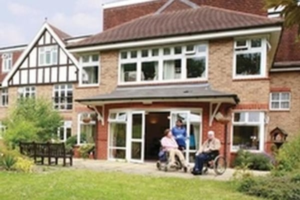 Forest Place, Roebuck Lane