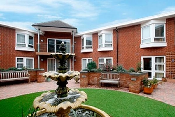 St George's Nursing Home, De La Warr Road
