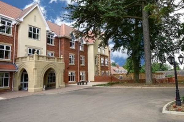 Foxholes Care Home, Foxholes