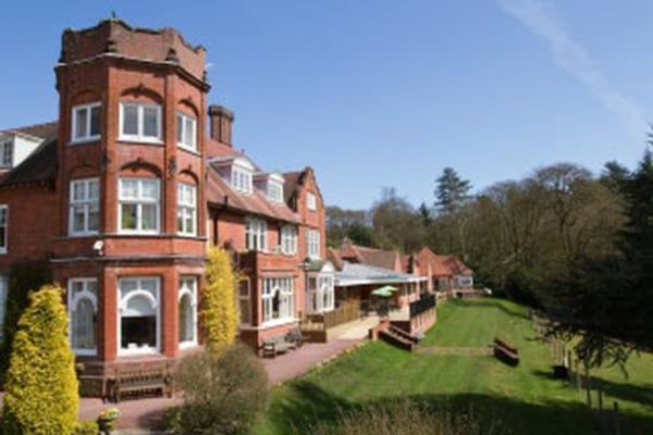 Huntington House, Huntington House Drive