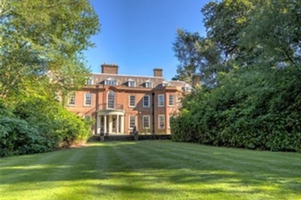 Kingswood Court, Warren Lodge Drive