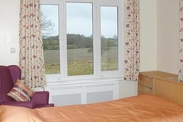 Homelands Nursing Home RH13 8AJ